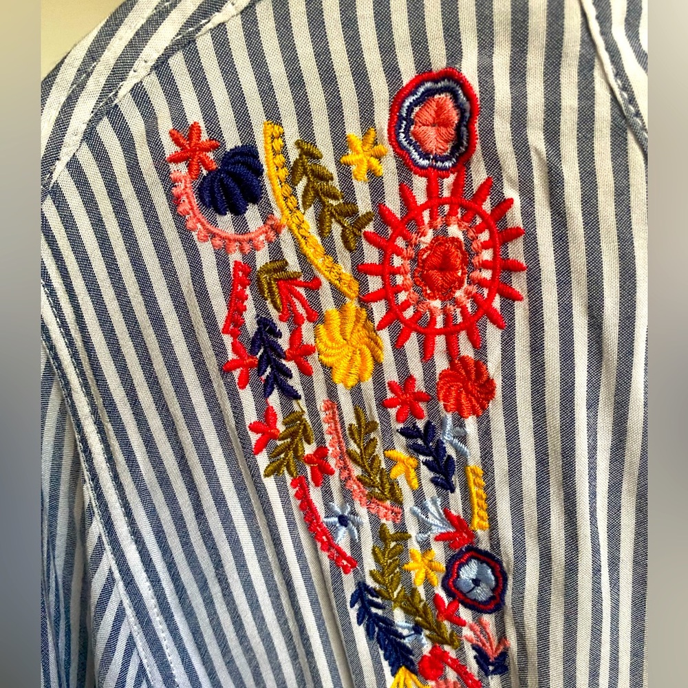 Never Worn- Embroidered Button Down Striped Shirt - image 3
